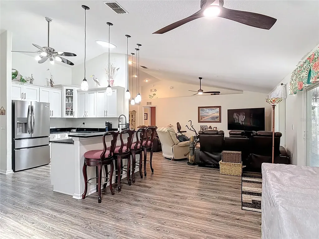 290 Shadydale Court Deltona FL 32738