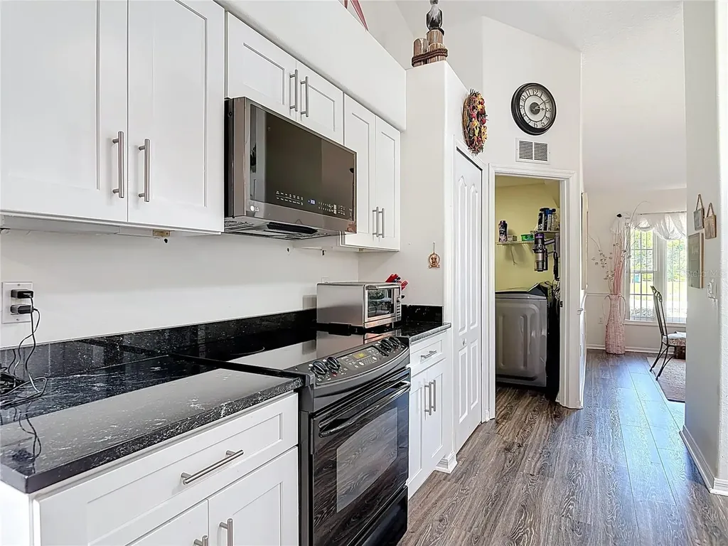 290 Shadydale Court Deltona FL 32738