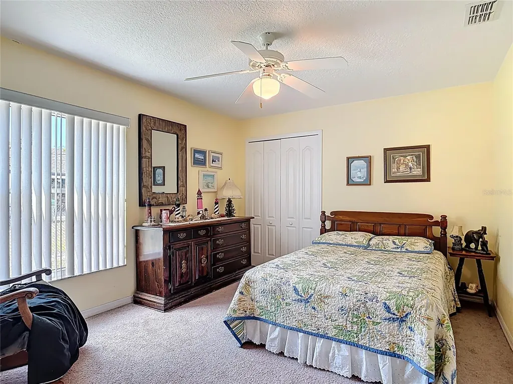 290 Shadydale Court Deltona FL 32738