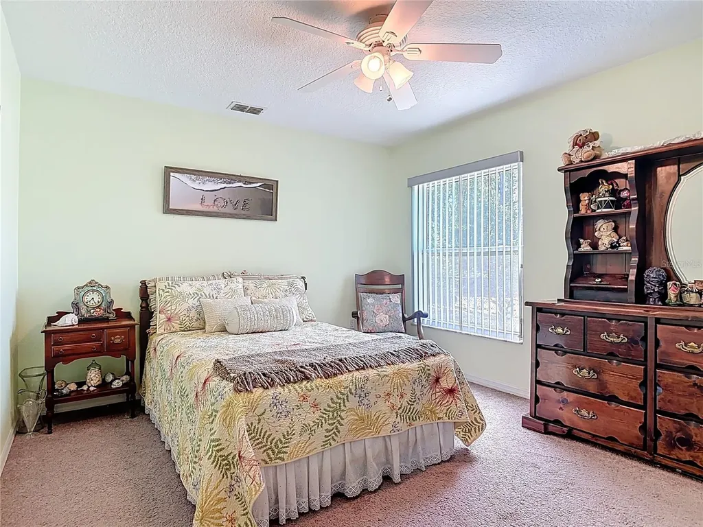 290 Shadydale Court Deltona FL 32738