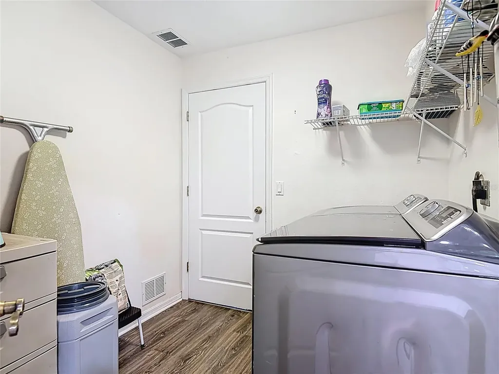 290 Shadydale Court Deltona FL 32738