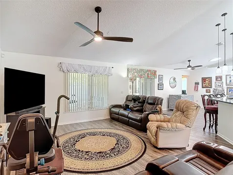 290 Shadydale Court Deltona FL 32738