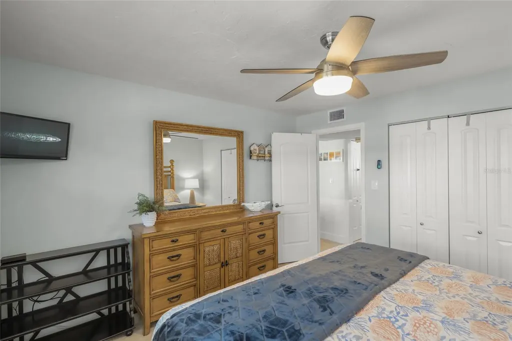 915 Beach Road Siesta Key FL 34242