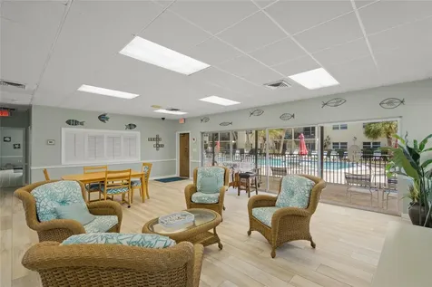 915 Beach Road Siesta Key FL 34242