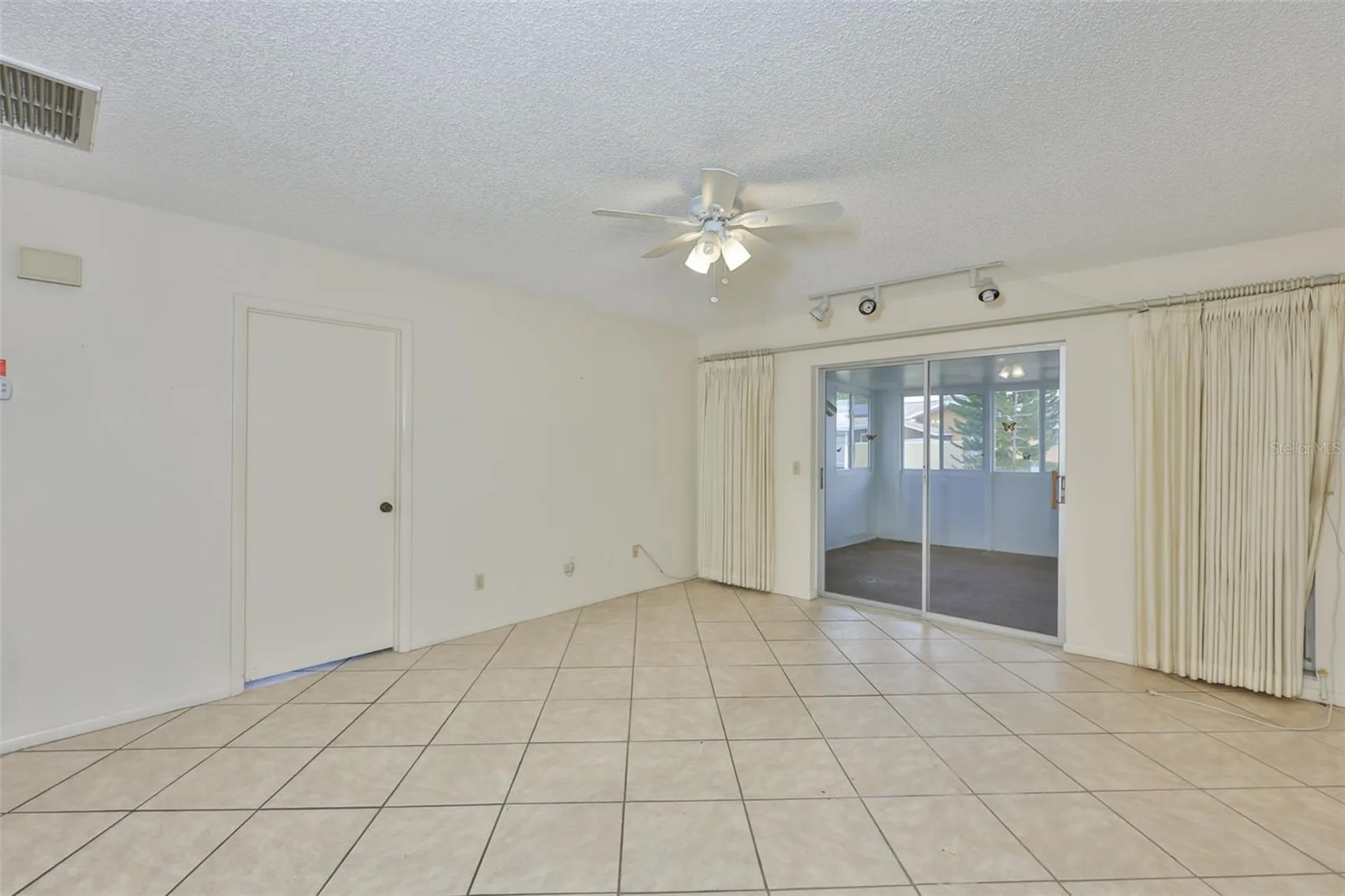603 La Jolla Avenue Sun City Center FL 33573