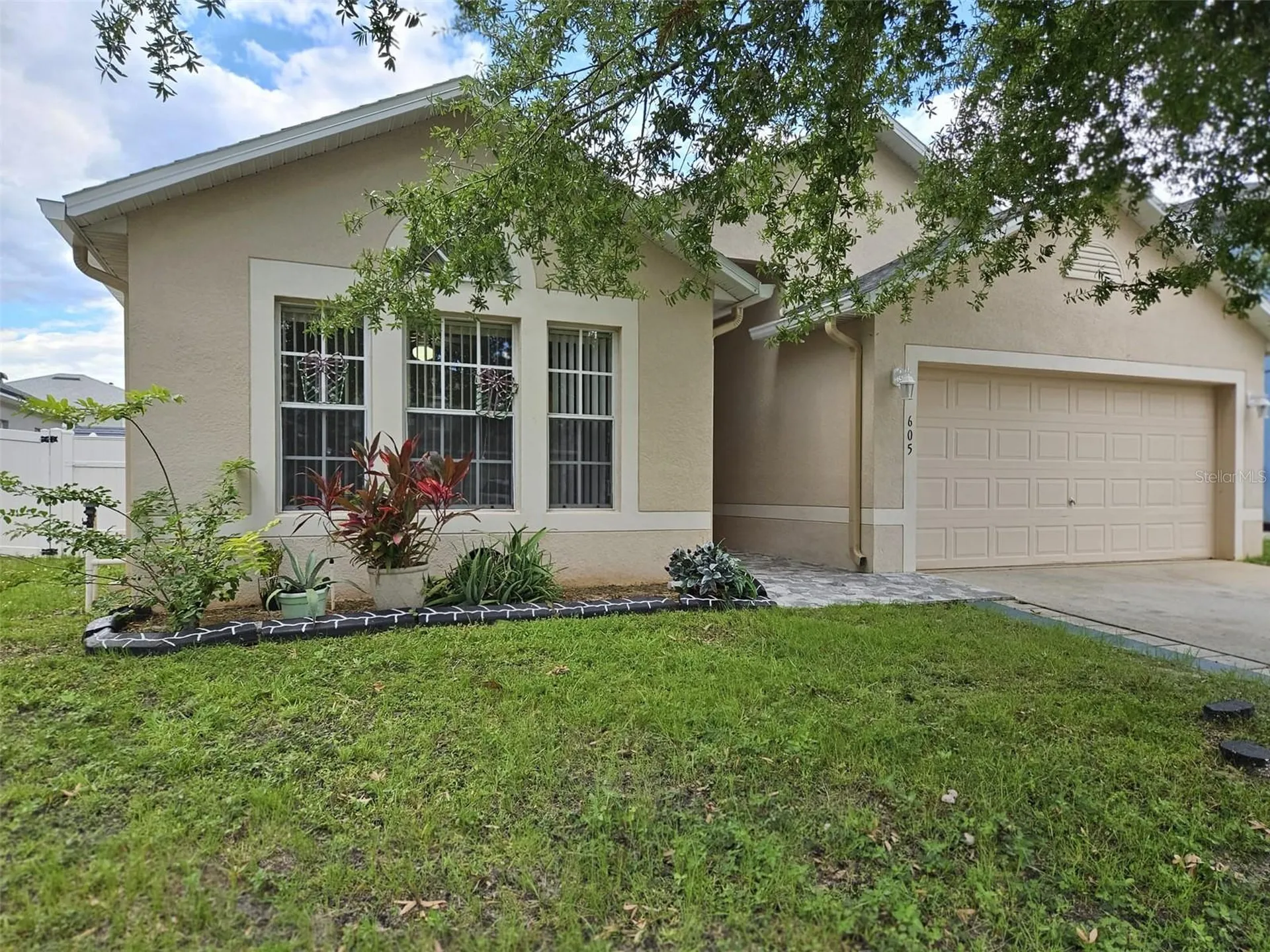 605 Blake Avenue Davenport FL 33897