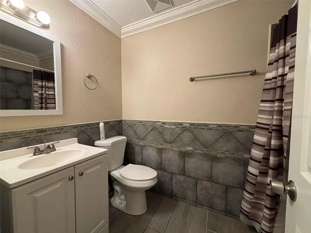 606 Holt Circle Winter Haven FL 33880