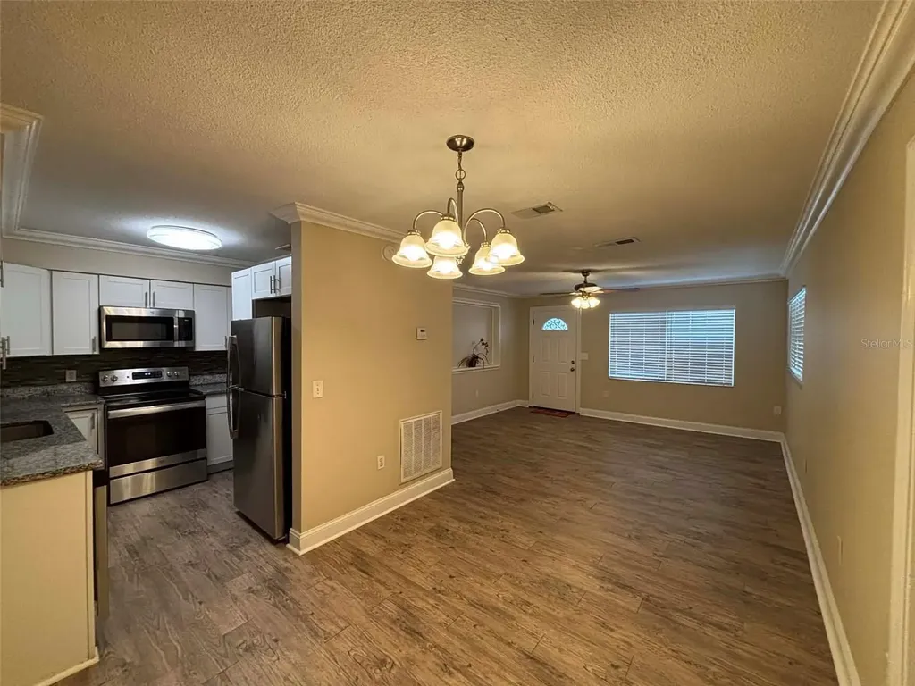 606 Holt Circle Winter Haven FL 33880