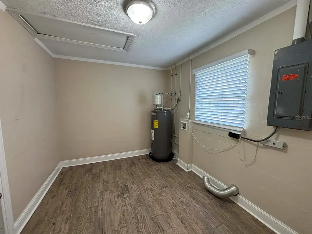 606 Holt Circle Winter Haven FL 33880