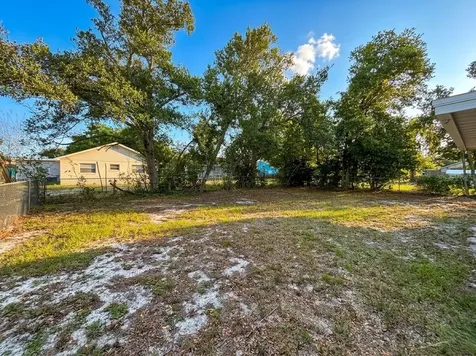 606 Holt Circle Winter Haven FL 33880