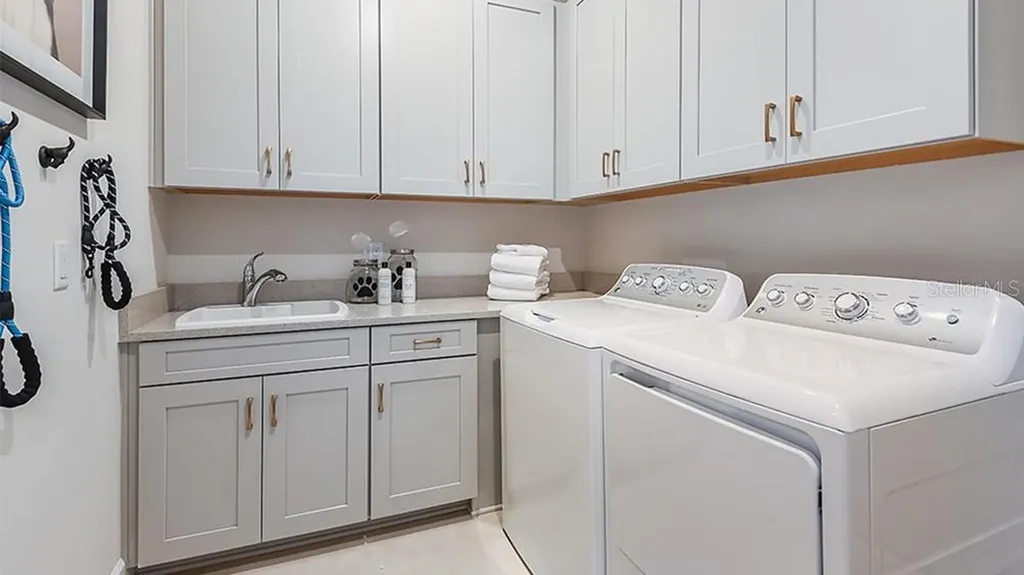 3226 Alba Circle Bradenton FL 34211