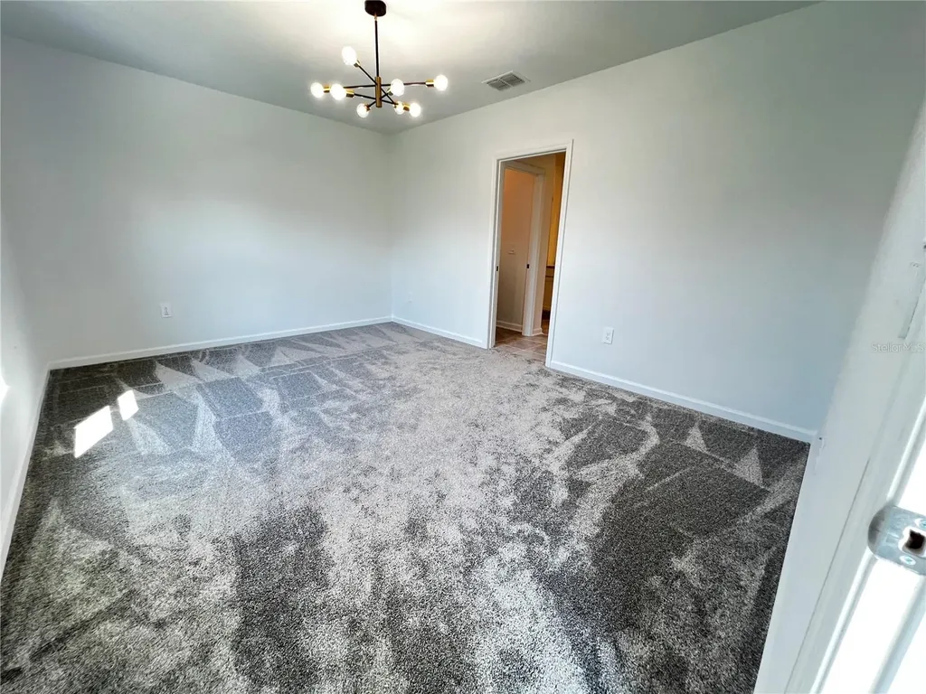 2010 Punch Bowl Avenue Davenport FL 33837