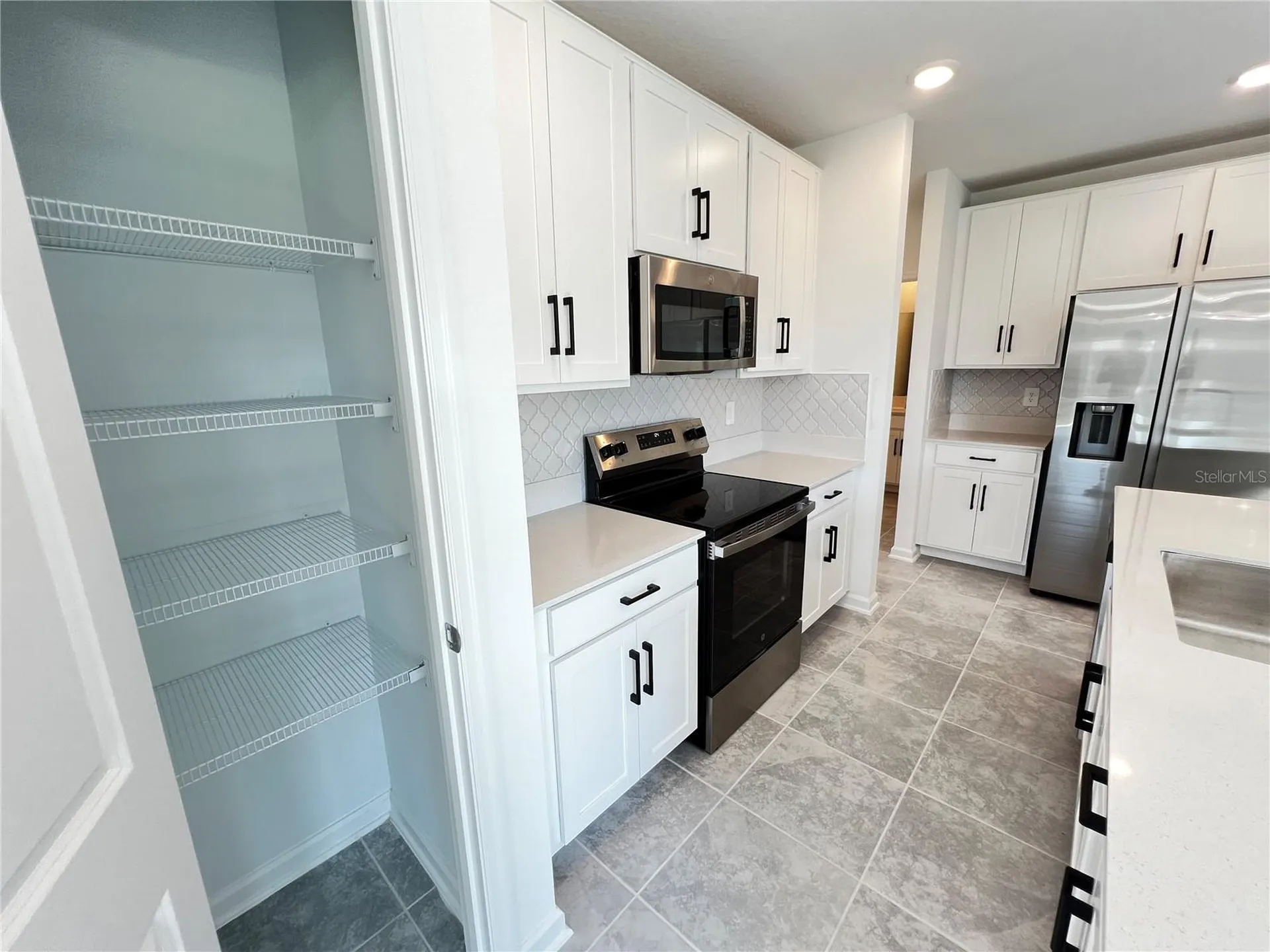 2010 Punch Bowl Avenue Davenport FL 33837