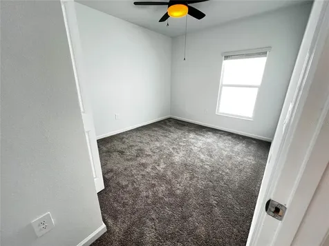 2010 Punch Bowl Avenue Davenport FL 33837
