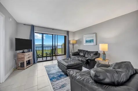 4620 Bay Boulevard Port Richey FL 34668