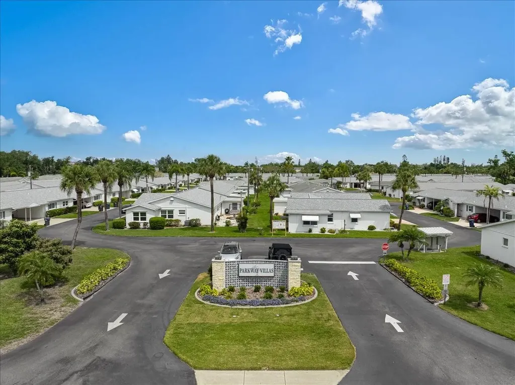 2222 Orange Blossom Lane Bradenton FL 34207