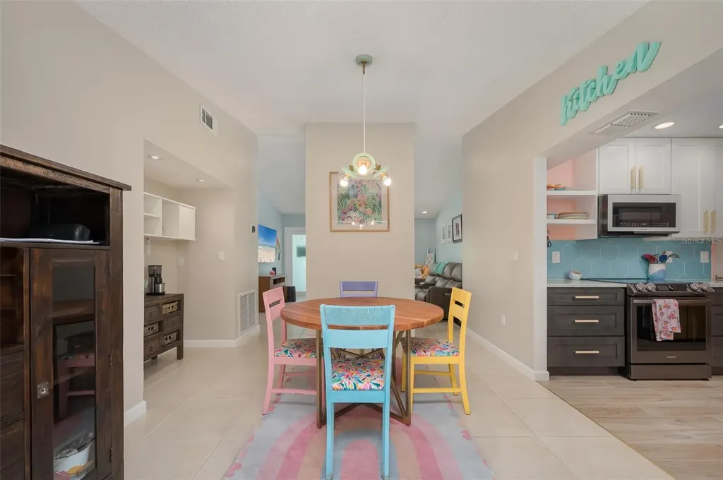 4014 Hina Drive Sarasota FL 34241