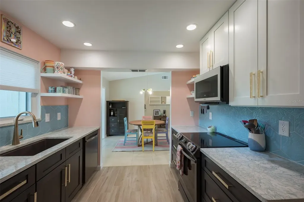 4014 Hina Drive Sarasota FL 34241