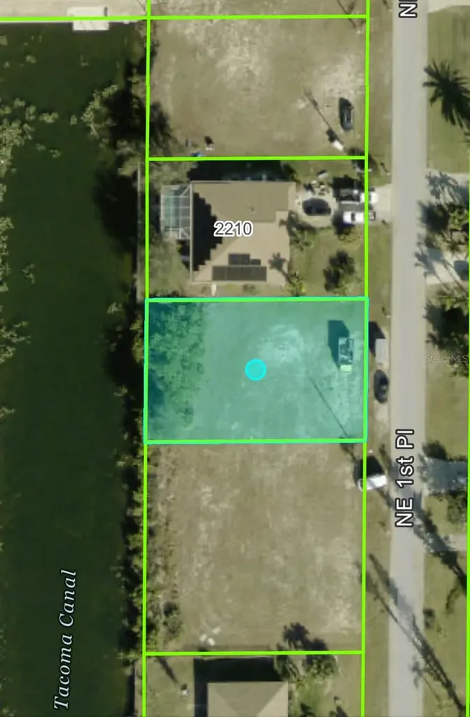2206 NE 1st Place Cape Coral FL 33909