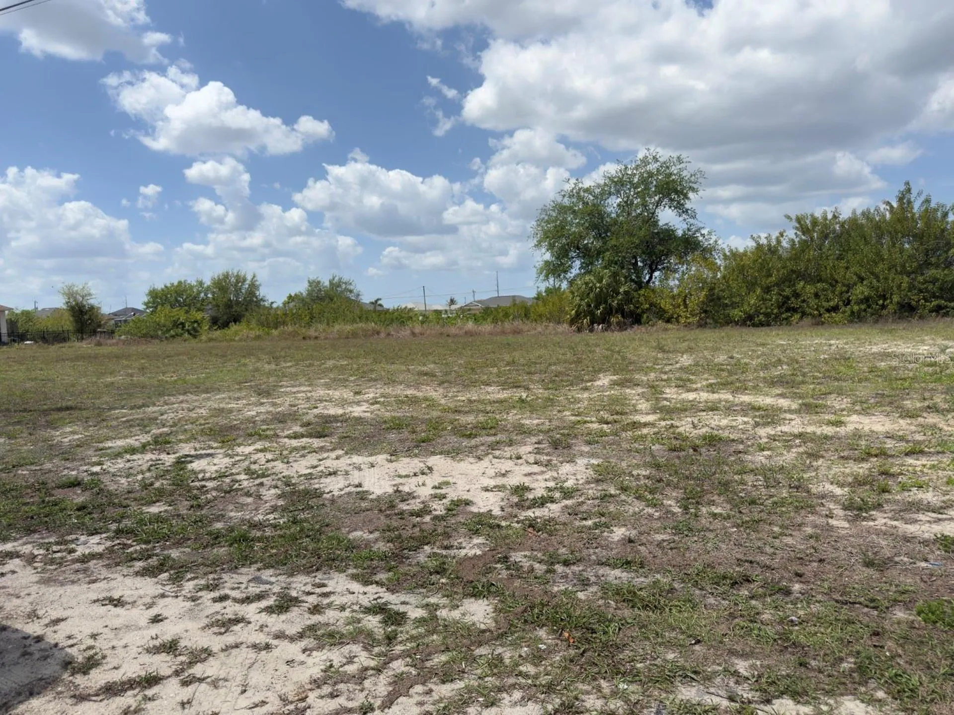 2206 NE 1st Place Cape Coral FL 33909