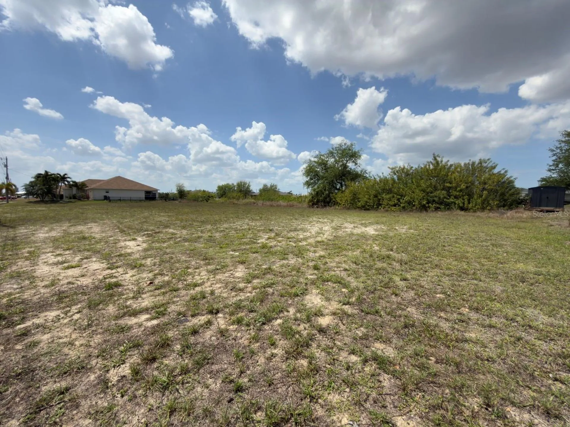 2206 NE 1st Place Cape Coral FL 33909