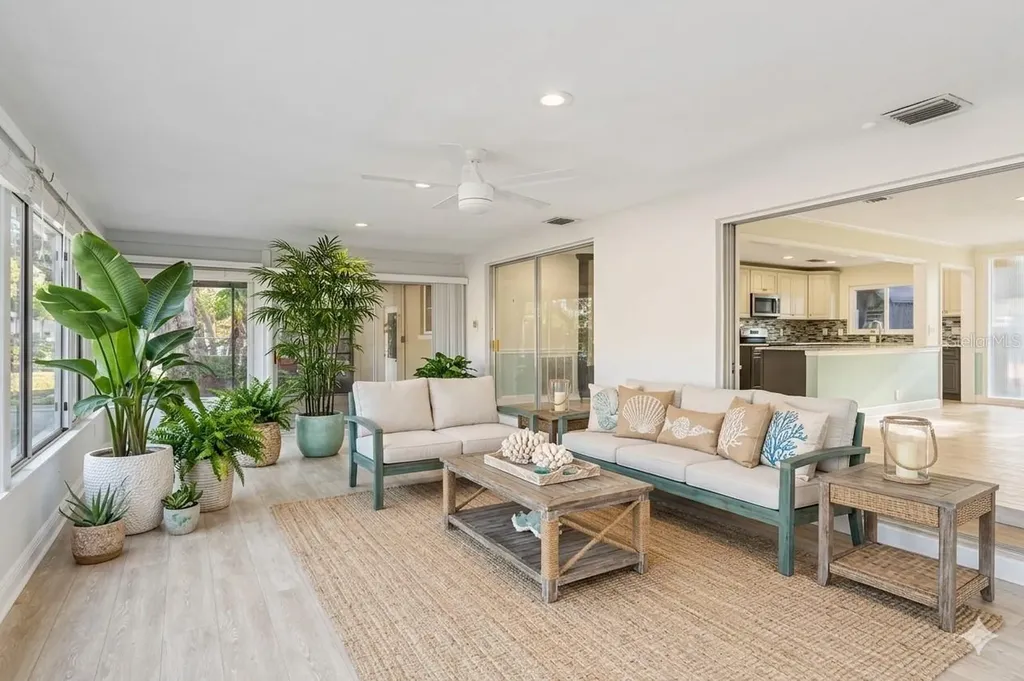 1109 S San Remo Avenue Clearwater FL 33756