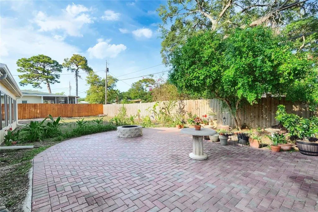 1109 S San Remo Avenue Clearwater FL 33756