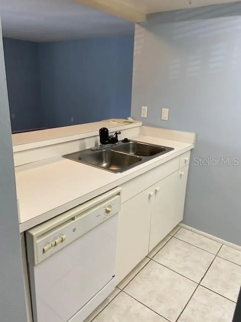 2121 Wood Street Sarasota FL 34237