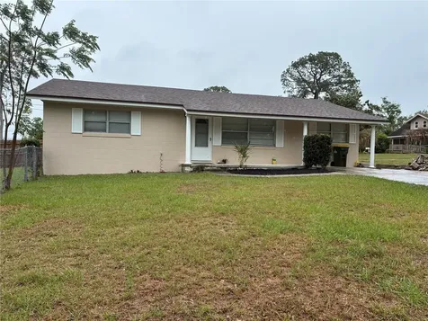 198 W Magnolia Street Clermont FL 34711