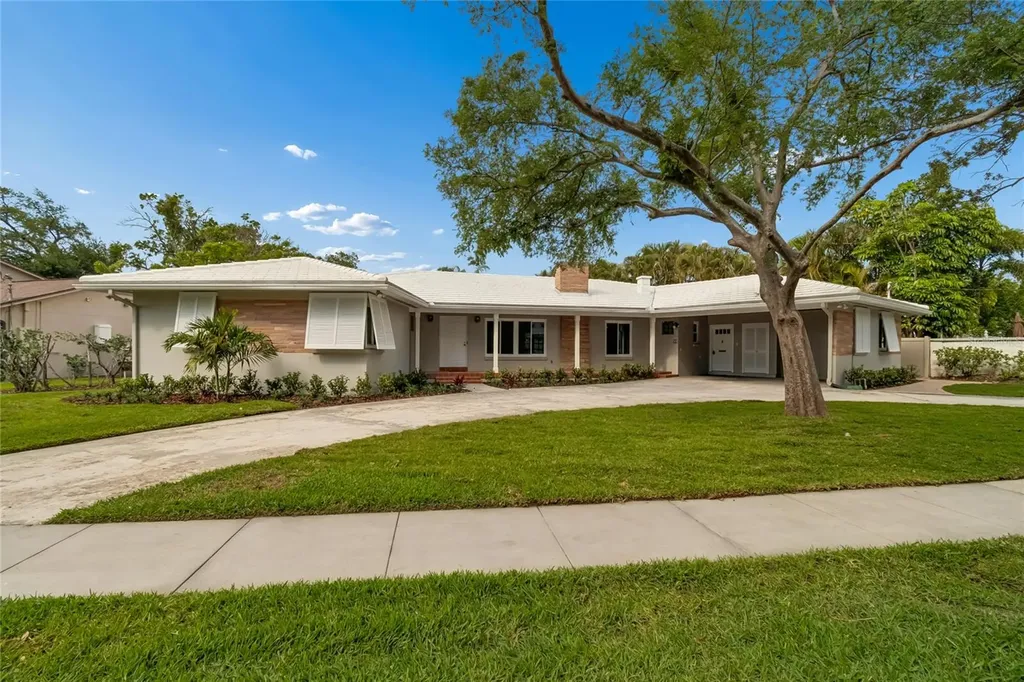 99 Ladoga Avenue Tampa FL 33606
