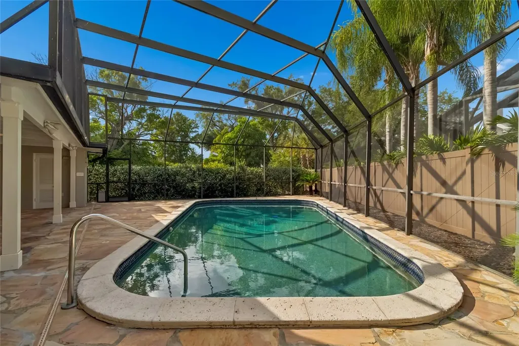 99 Ladoga Avenue Tampa FL 33606