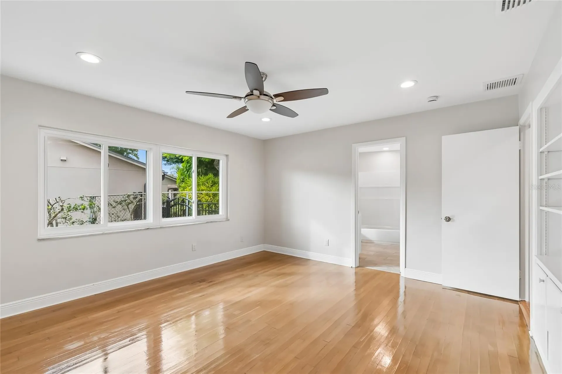 99 Ladoga Avenue Tampa FL 33606