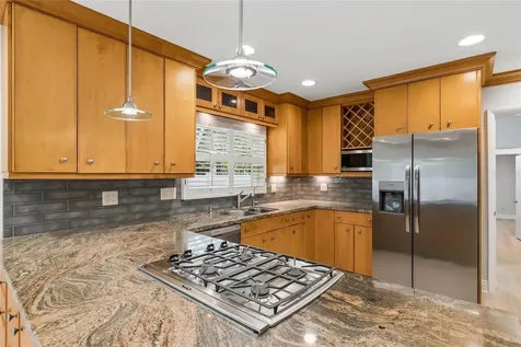99 Ladoga Avenue Tampa FL 33606