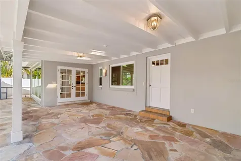 99 Ladoga Avenue Tampa FL 33606