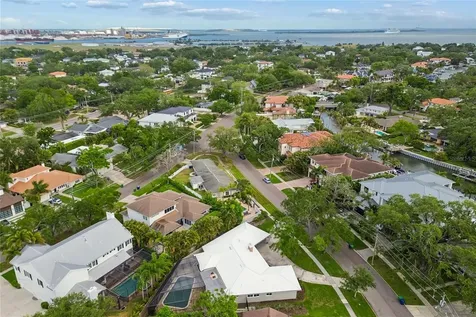 99 Ladoga Avenue Tampa FL 33606