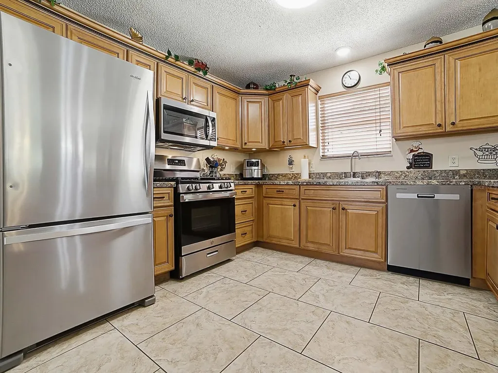 8830 SE 168th Sedgwick Place The Villages FL 32162