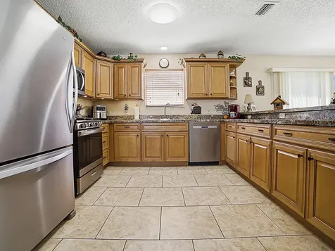 8830 SE 168th Sedgwick Place The Villages FL 32162