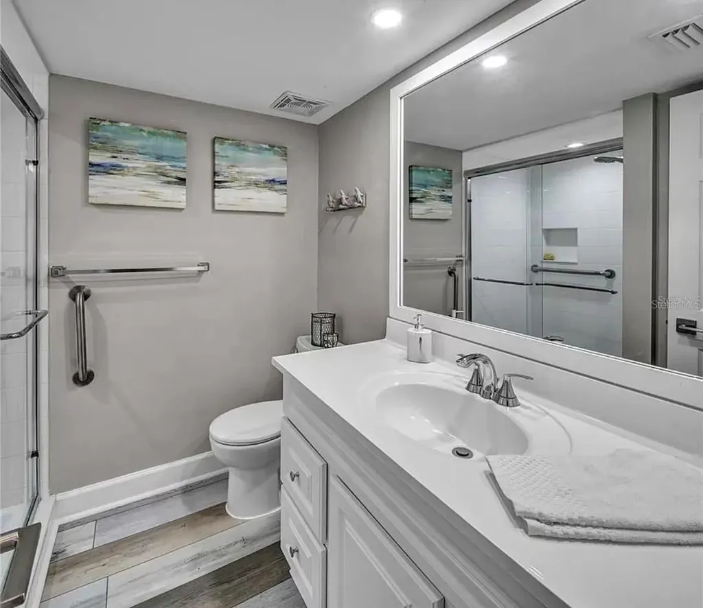 661 Poinsettia Avenue Clearwater Beach FL 33767