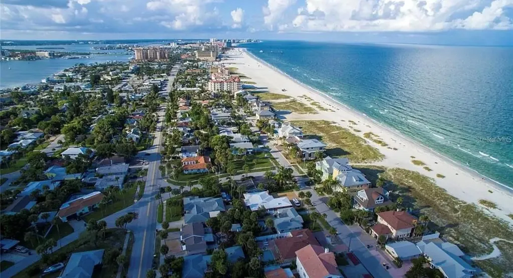 661 Poinsettia Avenue Clearwater Beach FL 33767