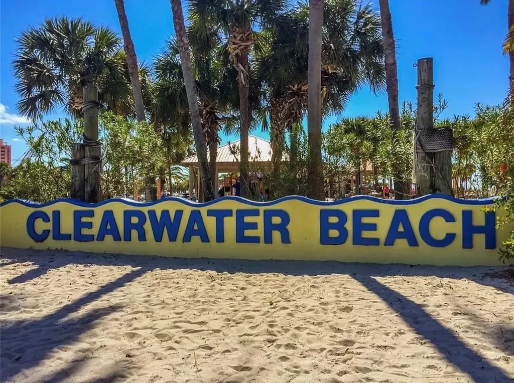 661 Poinsettia Avenue Clearwater Beach FL 33767