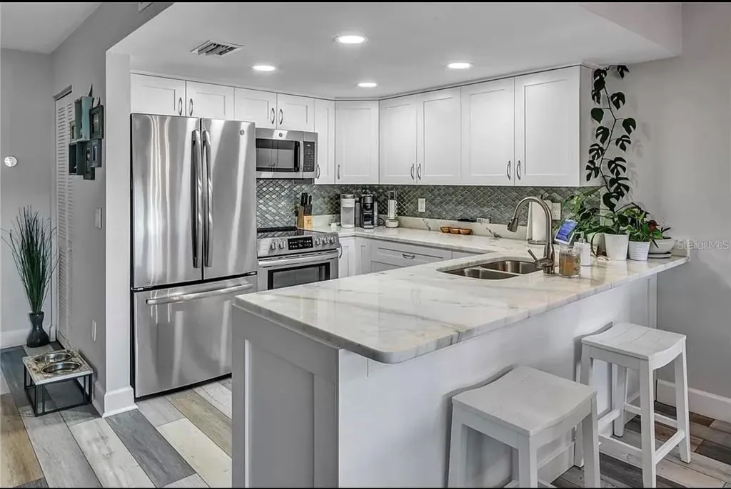 661 Poinsettia Avenue Clearwater Beach FL 33767