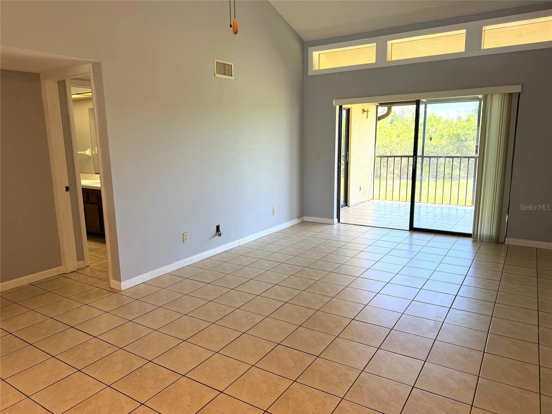 260 Woodlake E Oldsmar FL 34677
