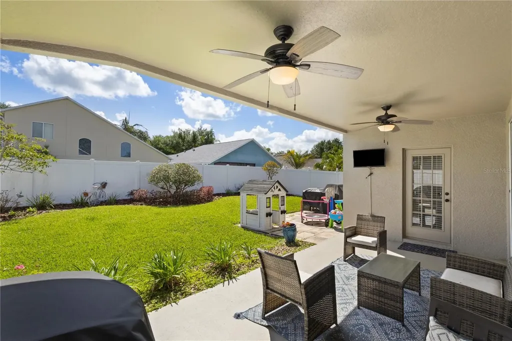 3204 Prairie Iris Drive Land O Lakes FL 34638
