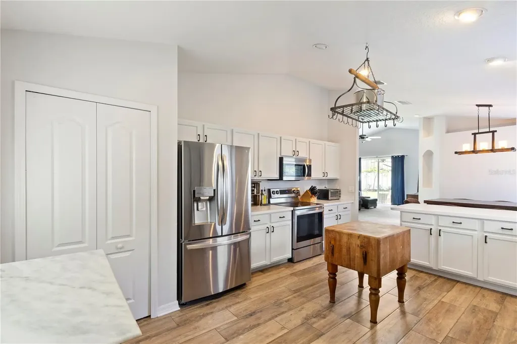 3204 Prairie Iris Drive Land O Lakes FL 34638