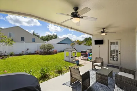 3204 Prairie Iris Drive Land O Lakes FL 34638
