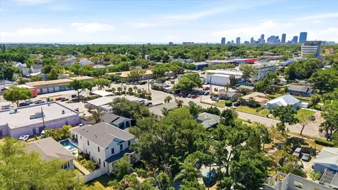 3021 10th Street N St Petersburg FL 33704