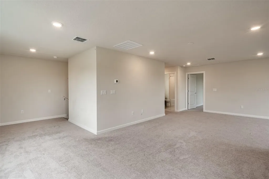 15966 Winding Bluff Drive Montverde FL 34756