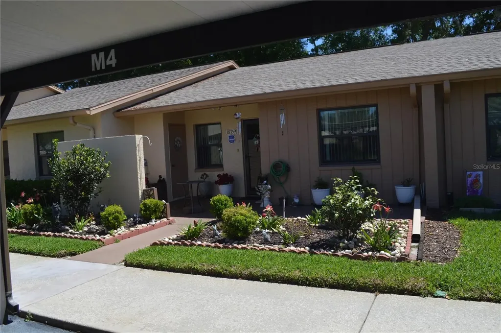 38359 Ironwood Place Zephyrhills FL 33542