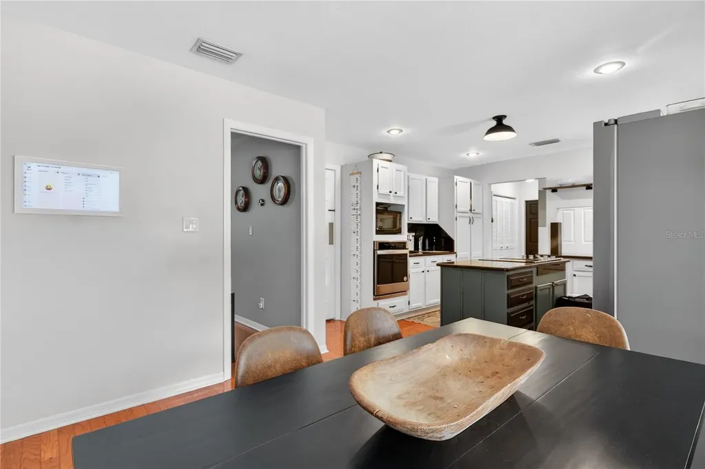 32040 Chestnut Lane Sorrento FL 32776