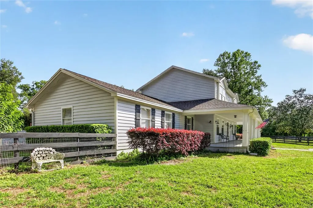 32040 Chestnut Lane Sorrento FL 32776